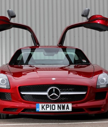 Mercedes SLS
